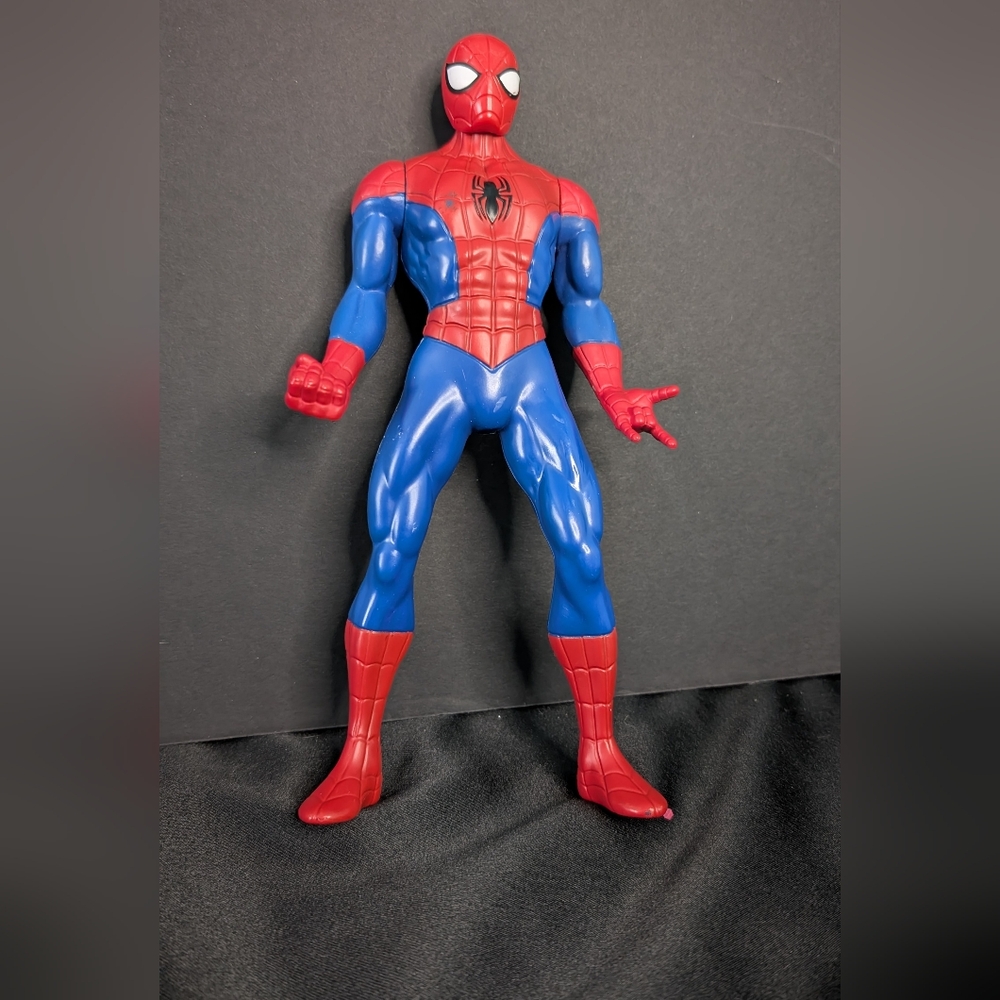 Marvel Spider-Man Action Figure - Red and Blue
